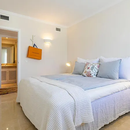 El Manantial, Elviria