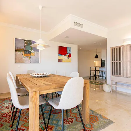 El Manantial, Elviria