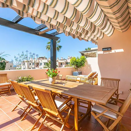 El Manantial, Elviria